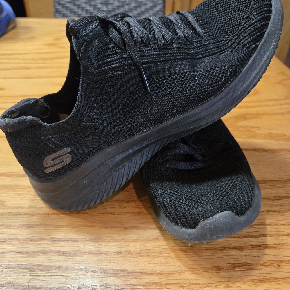 Skechers Black Athletic Shoes